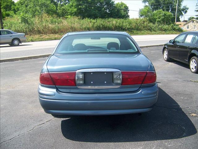 Buick LeSabre 2000 photo 3