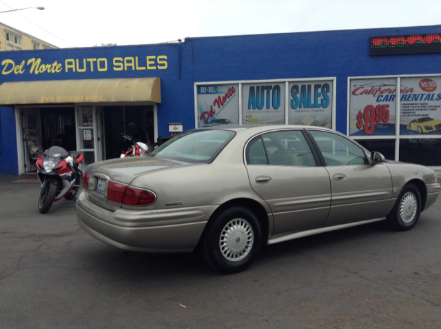 Buick LeSabre 2000 photo 1