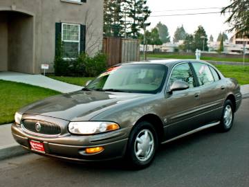 Buick LeSabre 2000 photo 3