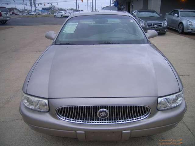 Buick LeSabre 2000 photo 1