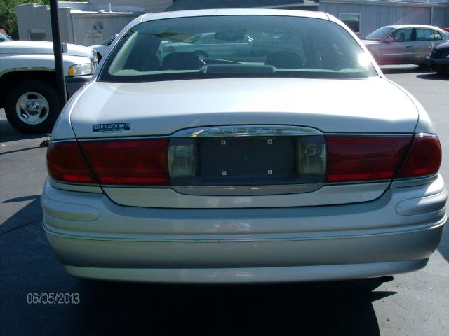 Buick LeSabre 2000 photo 1