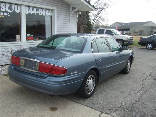 Buick LeSabre 2000 photo 1