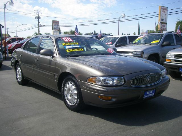 Buick LeSabre 2000 photo 2