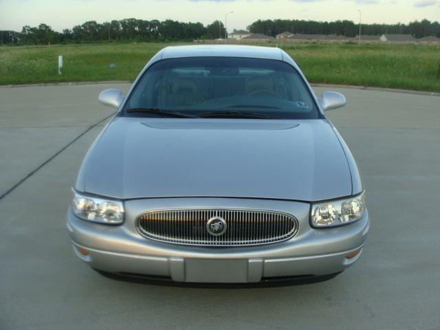 Buick LeSabre 2000 photo 3