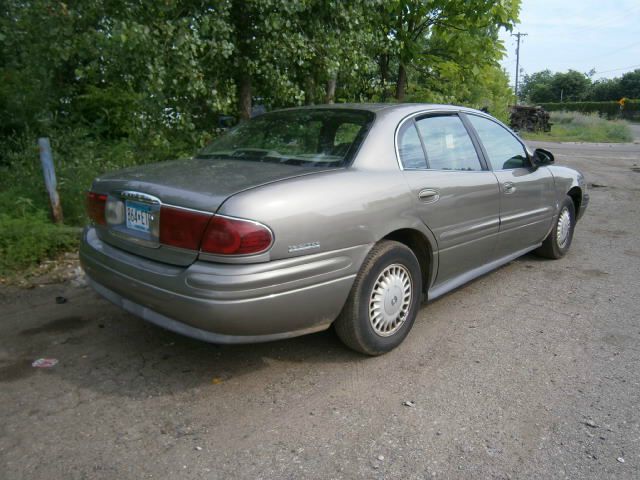 Buick LeSabre 2000 photo 1