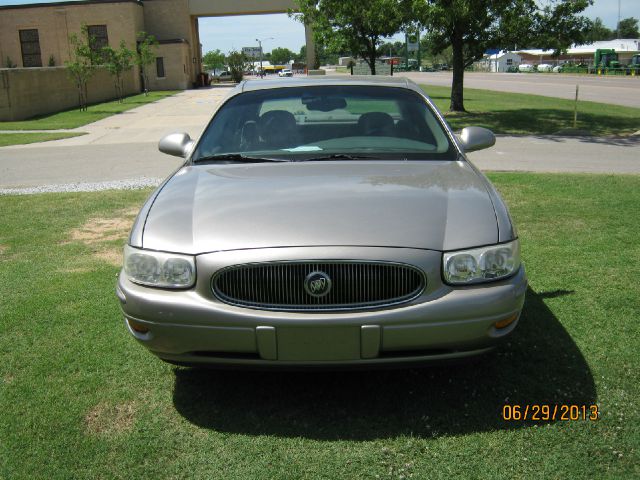 Buick LeSabre 2000 photo 2