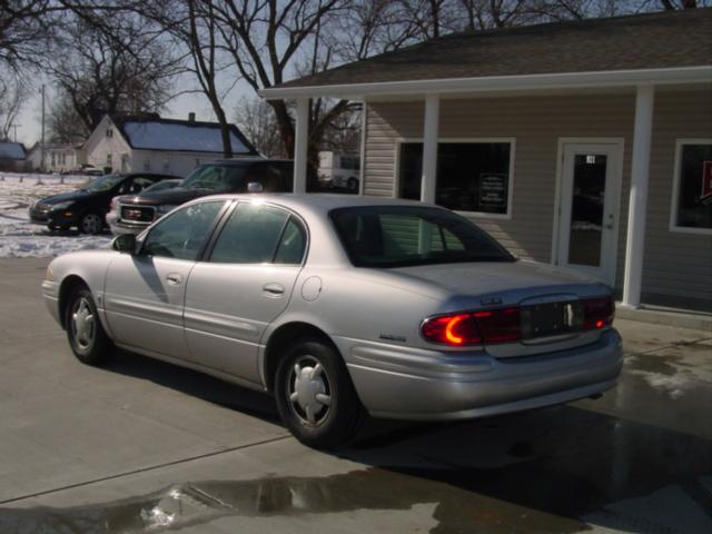 Buick LeSabre 2000 photo 2