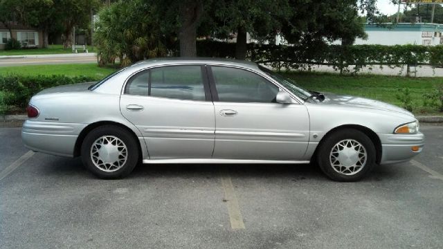 Buick LeSabre 2000 photo 1