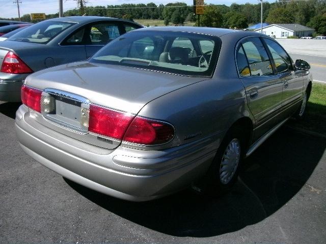 Buick LeSabre 2000 photo 3