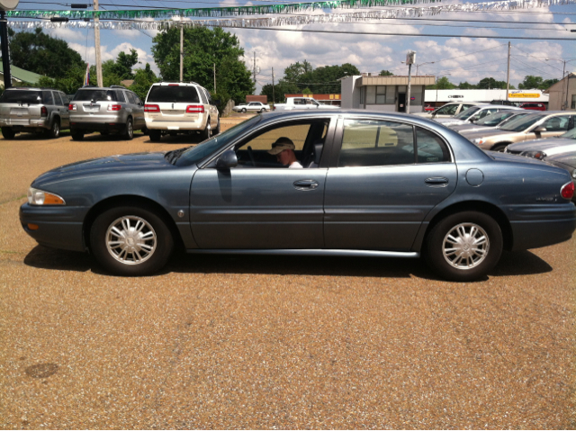 Buick LeSabre 2000 photo 2