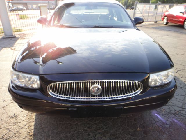 Buick LeSabre 2000 photo 2