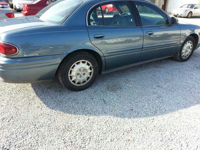 Buick LeSabre 2000 photo 3