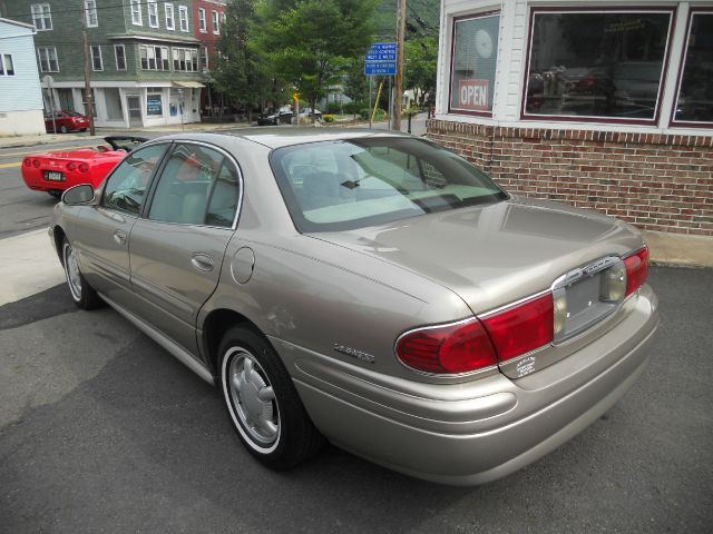 Buick LeSabre 2000 photo 1