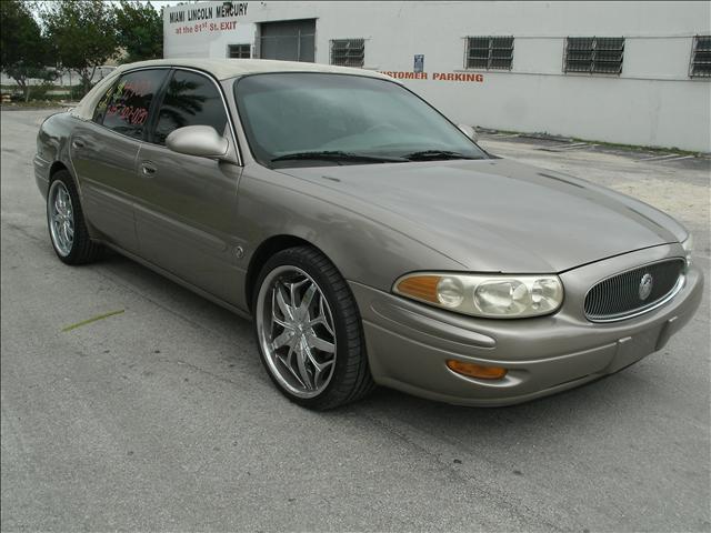 Buick LeSabre 2000 photo 2