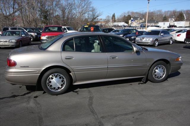 Buick LeSabre 2000 photo 1