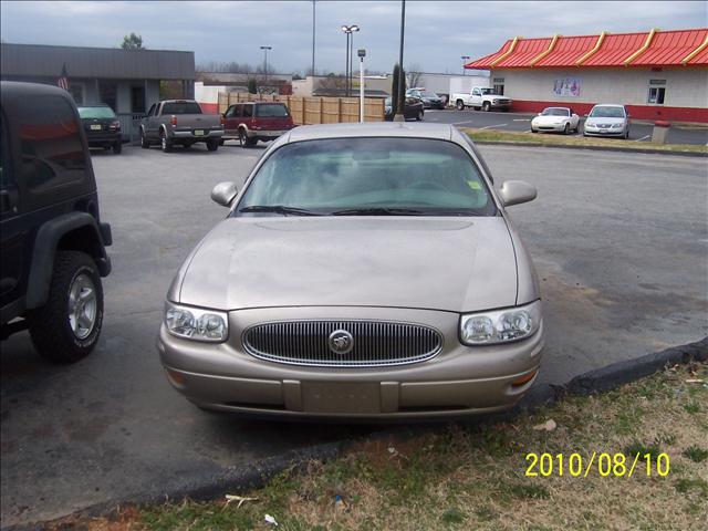 Buick LeSabre 2000 photo 1