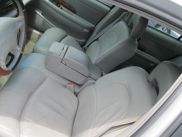 Buick LeSabre 2000 photo 13