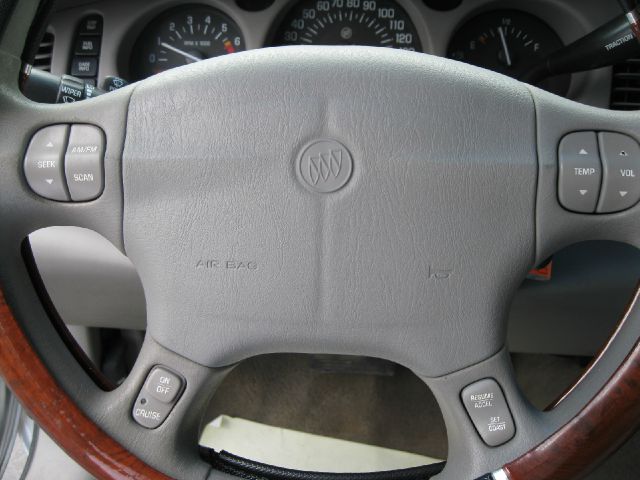 Buick LeSabre 2000 photo 15