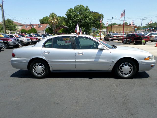 Buick LeSabre 2000 photo 2