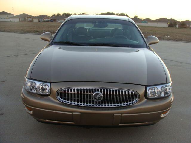 Buick LeSabre 2000 photo 3