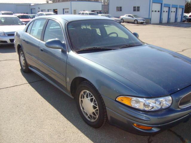 Buick LeSabre 2000 photo 2