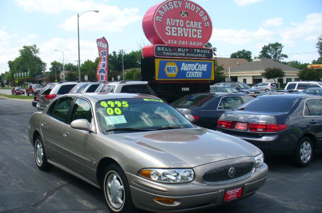 Buick LeSabre 2000 photo 2