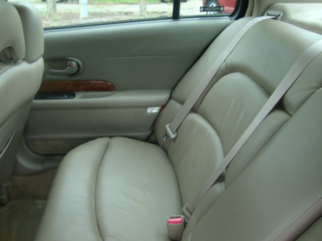 Buick LeSabre 2001 photo 1