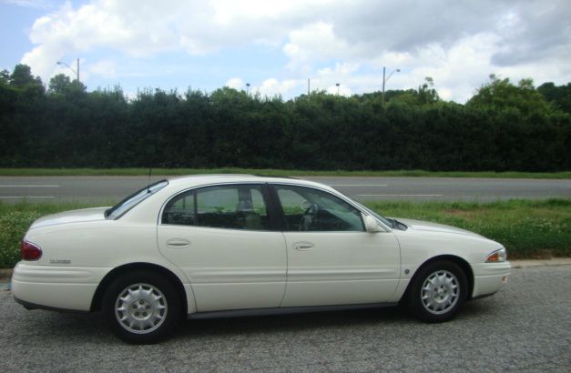 Buick LeSabre 2001 photo 2