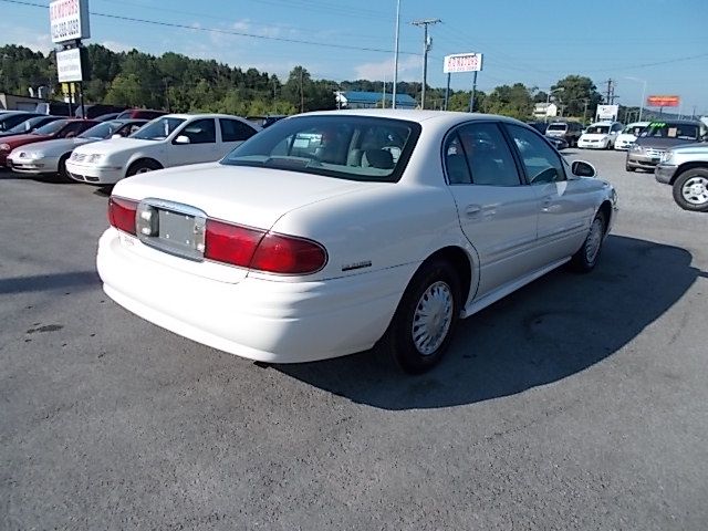 Buick LeSabre 2001 photo 2