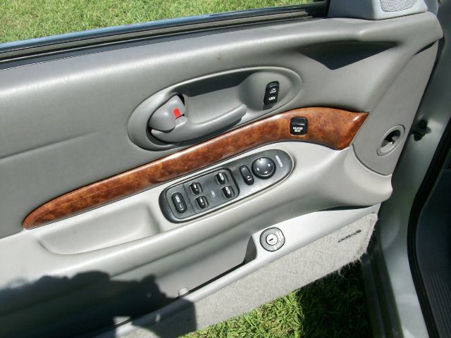 Buick LeSabre 2001 photo 9