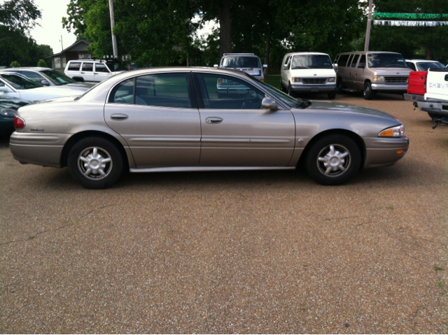 Buick LeSabre 2001 photo 1