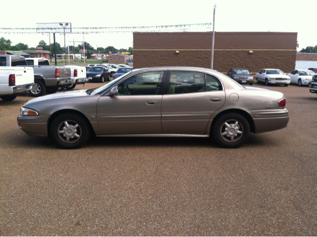 Buick LeSabre 2001 photo 2