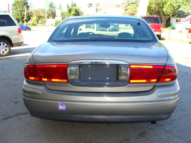 Buick LeSabre 2001 photo 3