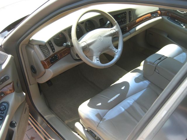 Buick LeSabre 2001 photo 2