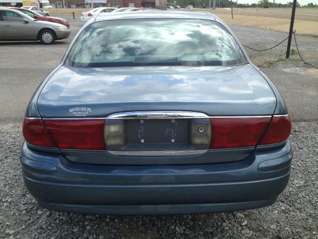 Buick LeSabre 2002 photo 2