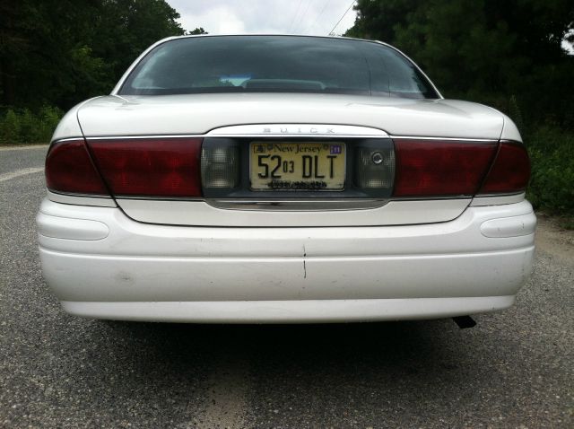 Buick LeSabre 2002 photo 1