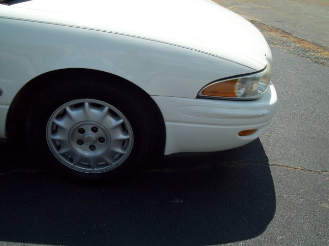 Buick LeSabre 2002 photo 3