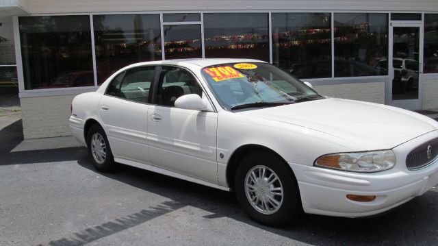 Buick LeSabre 2002 photo 1