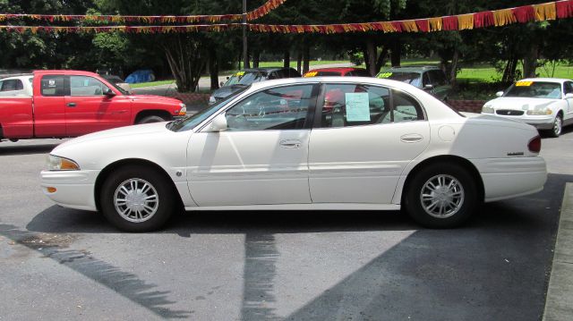 Buick LeSabre 2002 photo 2