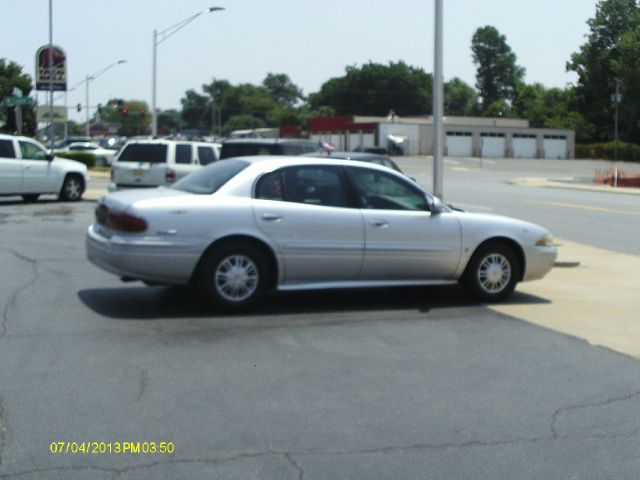 Buick LeSabre 2002 photo 1