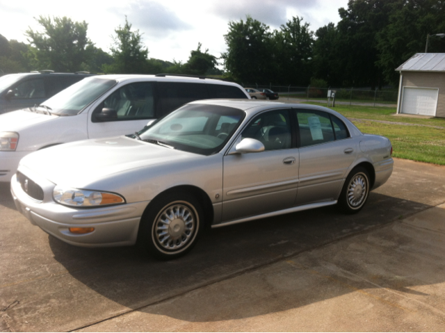 Buick LeSabre 2002 photo 2