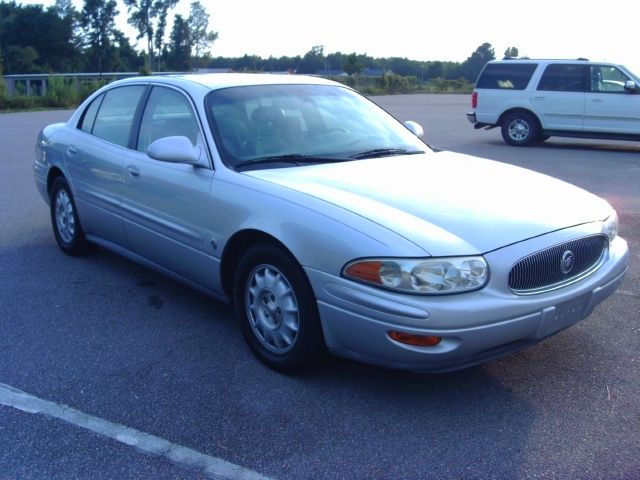 Buick LeSabre 2002 photo 2