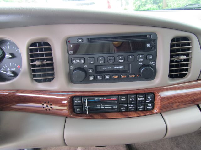 Buick LeSabre 2002 photo 9