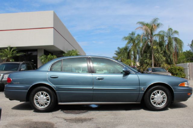 Buick LeSabre 2002 photo 1