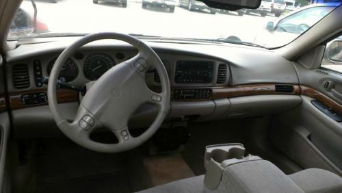 Buick LeSabre 2002 photo 3