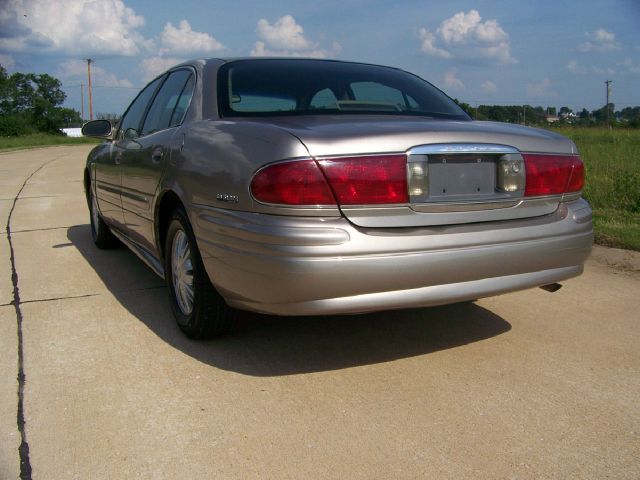 Buick LeSabre 2002 photo 3