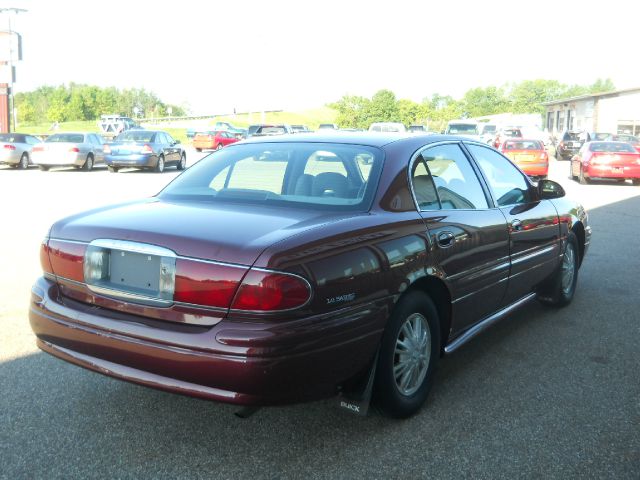 Buick LeSabre 2002 photo 2