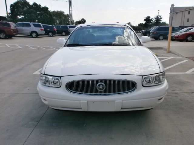 Buick LeSabre 2002 photo 2