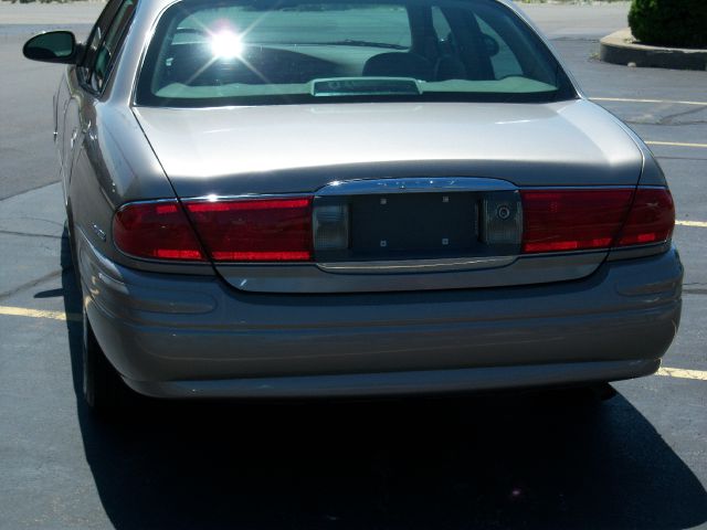 Buick LeSabre 2002 photo 1