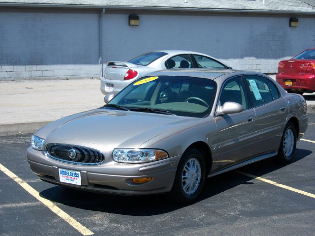 Buick LeSabre 2002 photo 2